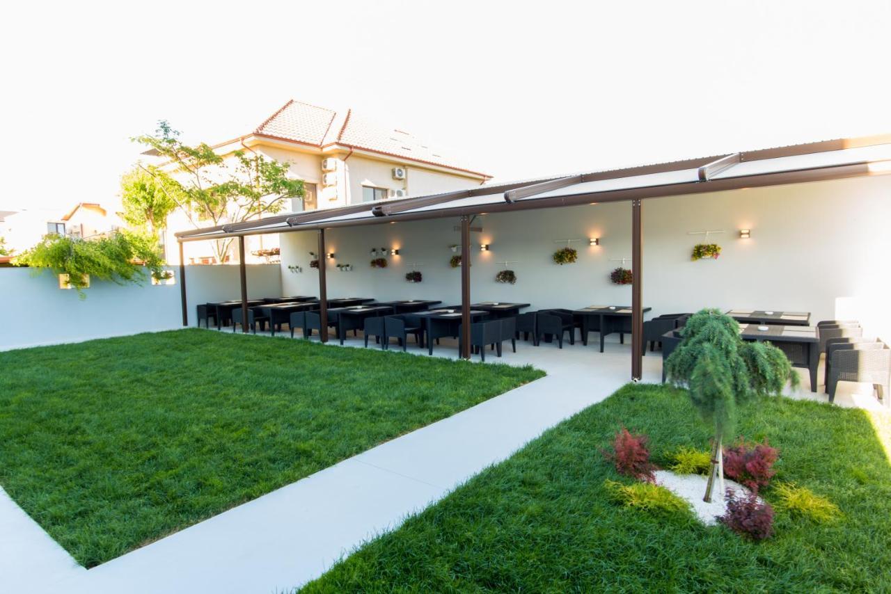 Turquoise Boutique Hotel Navodari Exterior photo