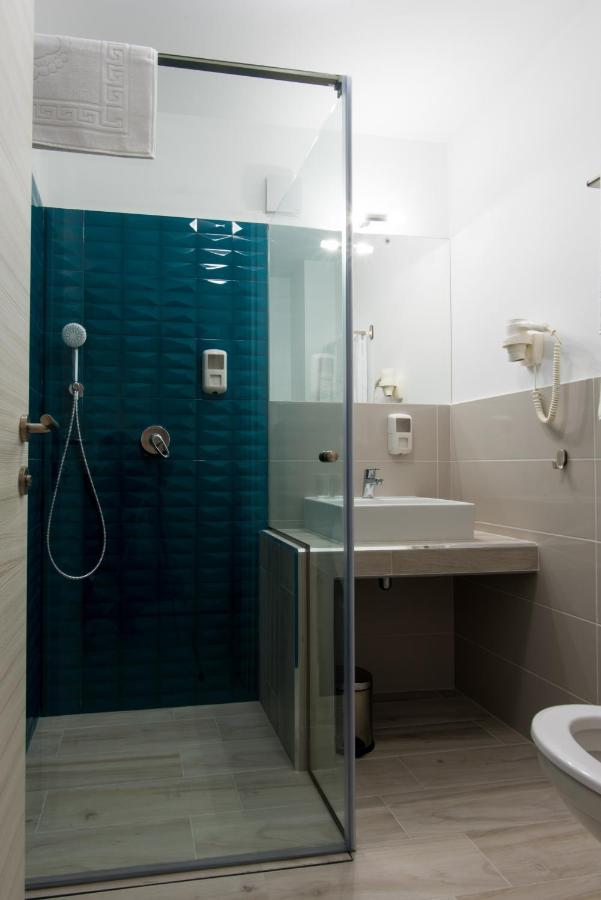 Turquoise Boutique Hotel Navodari Exterior photo